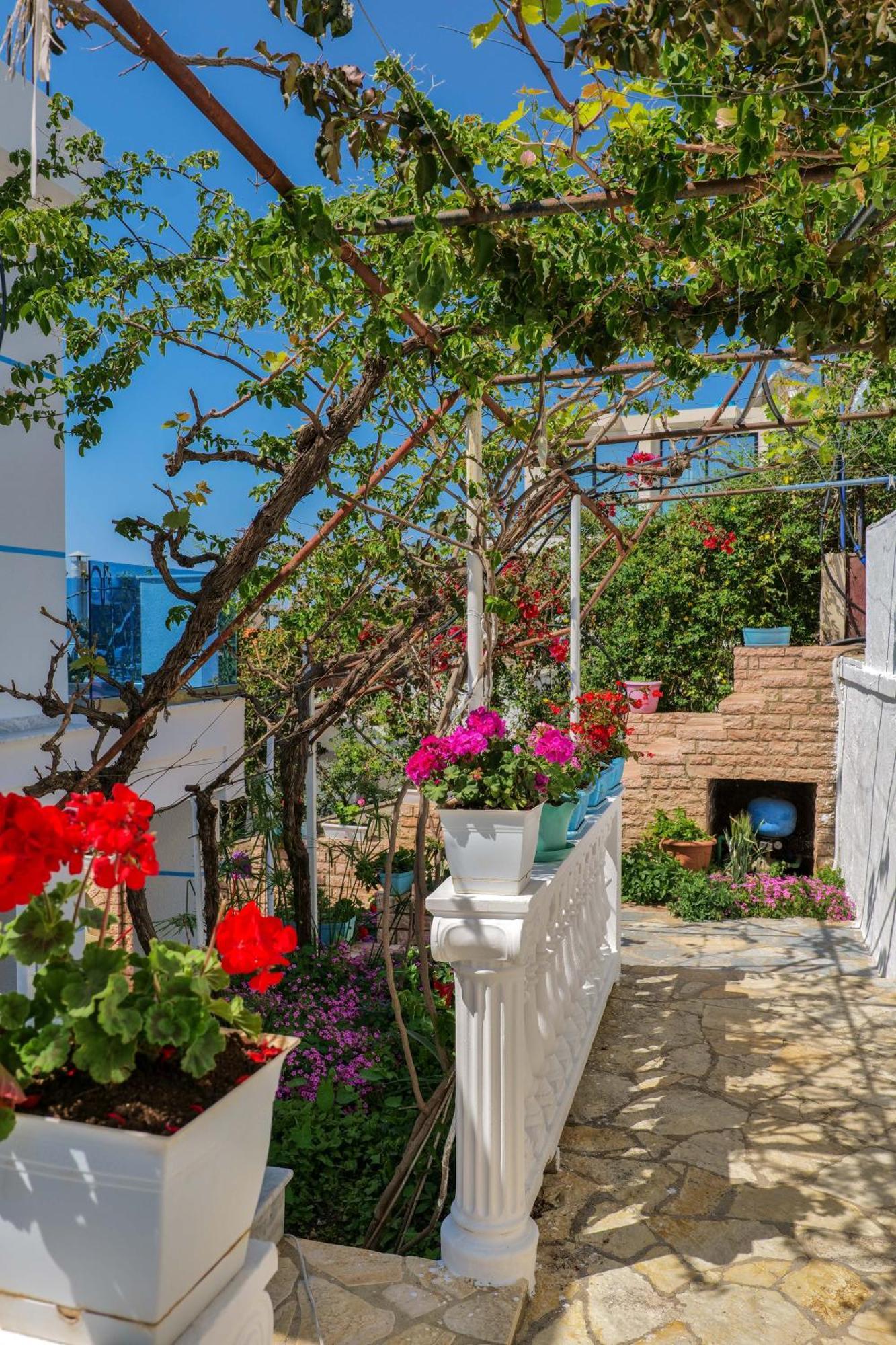 סרנדה Fabeno Villa מראה חיצוני תמונה